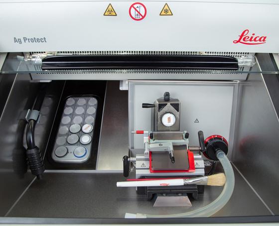 CM-1950_spacy-chamber-_2