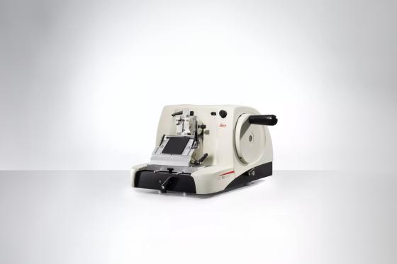Leica RM2125 RTS - The Essential Microtome