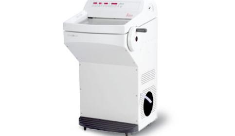 Leica CM1520 - Value-priced cryostat for routine histology and Mohs surgery (75)